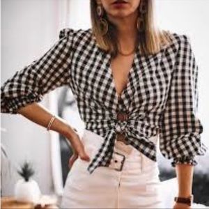 ZARA Gingham Print Puff Sleeve Tie Front Smock Cuff Crop Top. Size Large